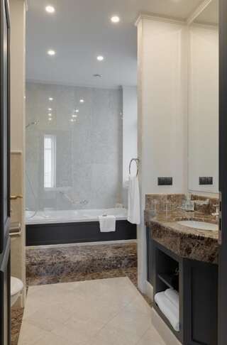 Отель Riviera House Киев Полулюкс-2